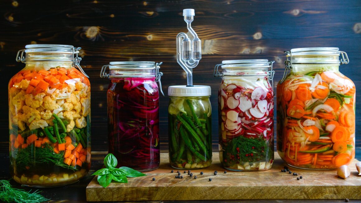 Fermented Foods: A Natural Way to Boost Gut Health and Immunity in 2025
