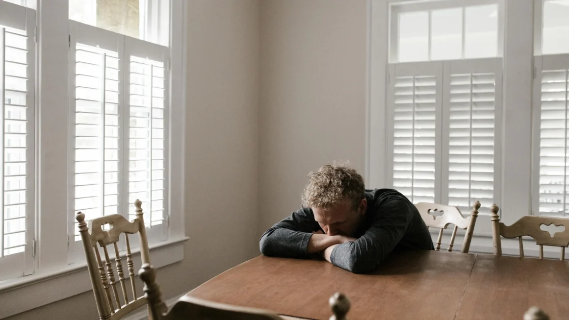 10 Proven Ways to Stay Calm When Feeling Depressed or Sad